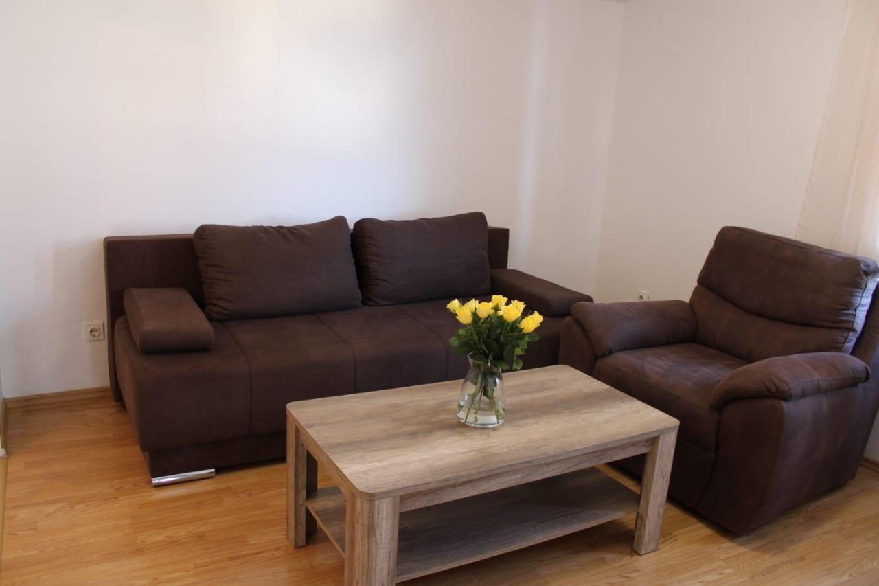 Apartments Renata Donji Seget Екстериор снимка