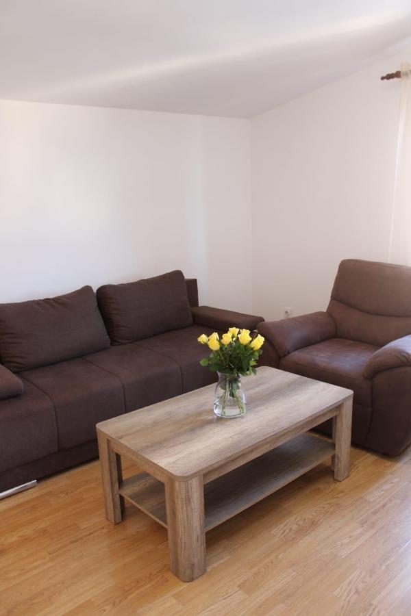 Apartments Renata Donji Seget Екстериор снимка